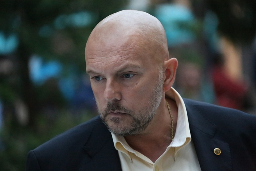 Нилов проинформировал, как Пугачева отомстила актерам из «Улиц разбитых фонарей»