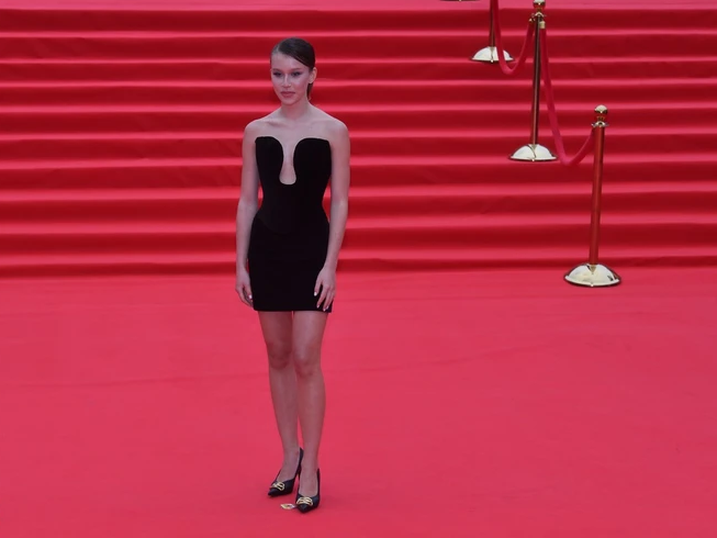 Пересильд, Самбуская и Аксенова: Дизайнер Волков назвал лучшие образы закрытия ММКФ