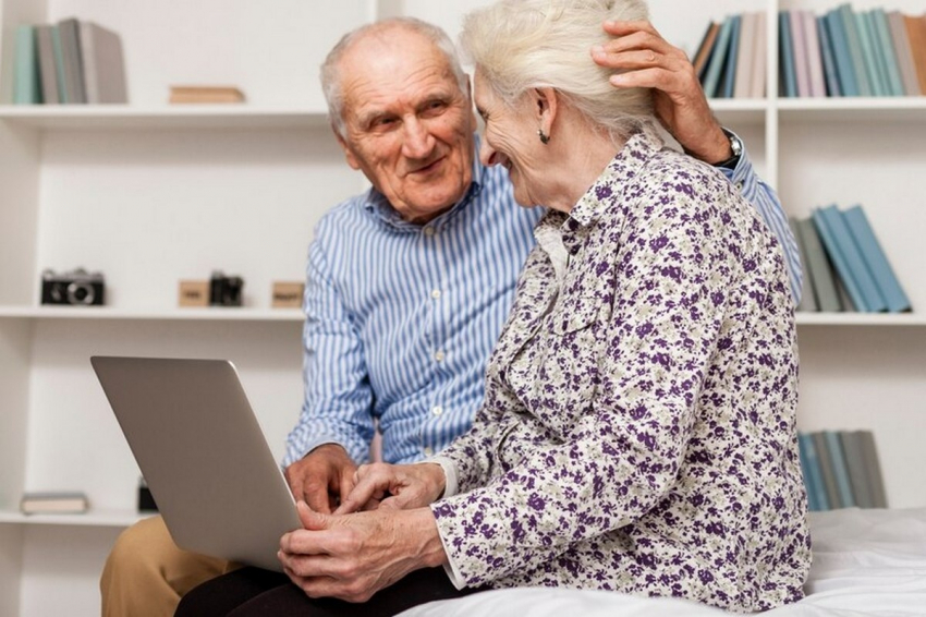 Пенсионерам прибавят 10 000: власти уточнили, кому именно