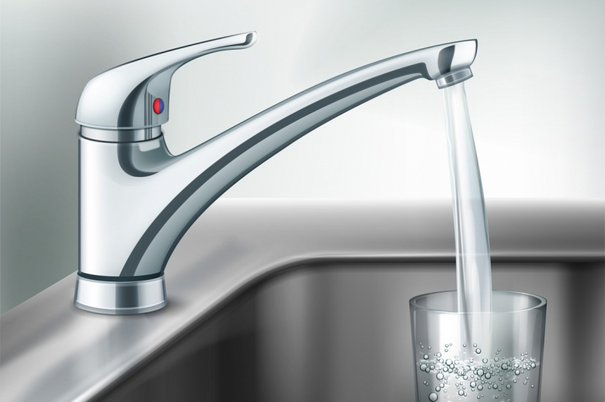 В Роспотребнадзоре прокомментировали сообщения об опасности воды из-под крана