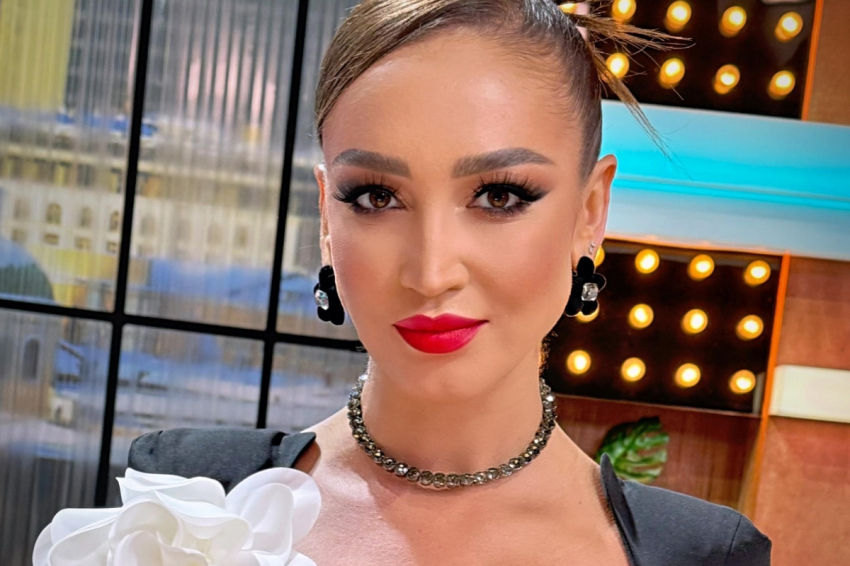 Ольга Бузова пофлиртовала с женатым Дмитрием Дибровым в эфире шоу на ТНТ