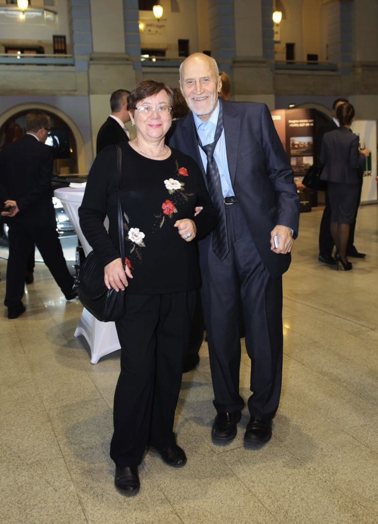 Две жены, две дочери, два внука: Выяснилось, как живут потомки Николая Дроздова