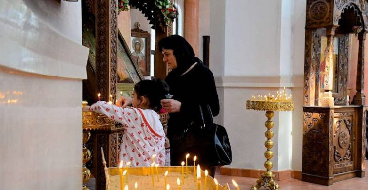 Как смыть грех измены и провести обряд для блага и здоровья в Петров день 12 июля 2024 года