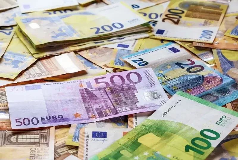 Власти Эстонии обяжут своих граждан платить налог «на безопасность»