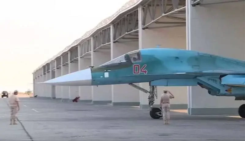 Западная пресса: Россия перебрасывает часть сил из Сирии в Ливию