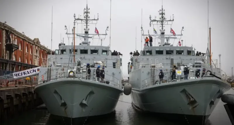 «Переход кораблей в Чёрное море затруднён»: ВСУ получают выведенные из строя тральщики