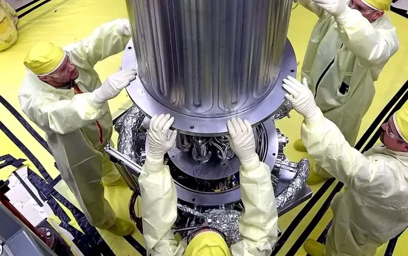 Впервые за четверть века: во Франции к электросетям подключен новый атомный реактор