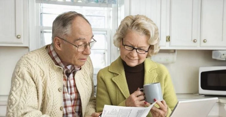 Россияне отмечает 22 декабря День бардовской песни, День создания Пенсионного Фонда и энергетической промышленности