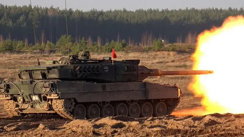 Представитель партии АдГ: Если Германию втянут в конфликт с Россией, следующее Рождество немцы будут встречать в бункере