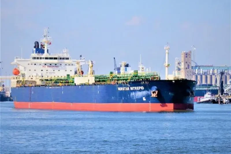 Финская полиция задержала нефтяной танкер «теневого флота» России по подозрению в повреждении очередного подводного кабеля