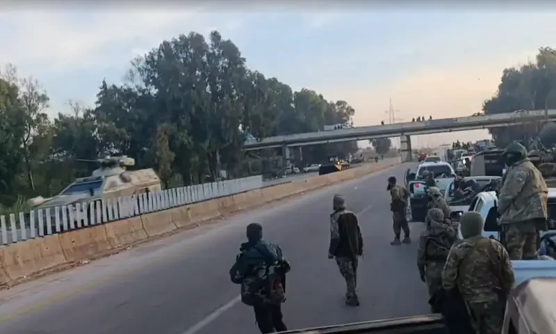 СВР: Спецслужбы США и Великобритании готовят террористические атаки на военные базы РФ в Сирии