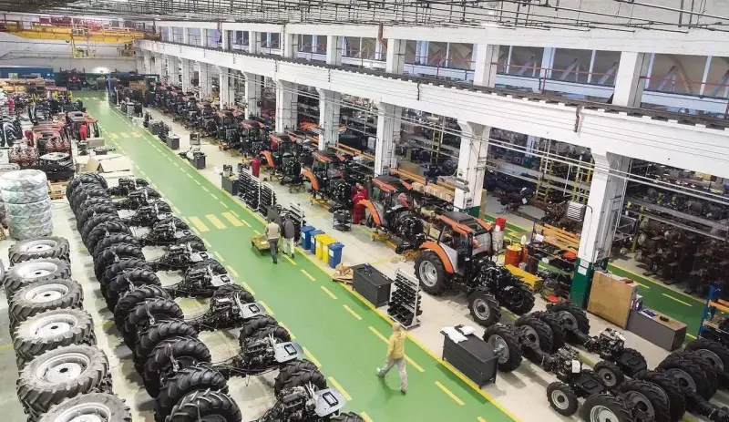 Польский тракторный завод купил украинский олигарх. Начнётся производство бронетехники