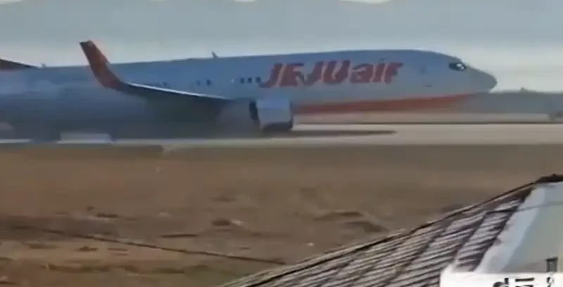 Проверить все 101: власти Южной Кореи объявили о намерении изучить состояние всех Boeing 737-800 в стране после катастрофы в Муане