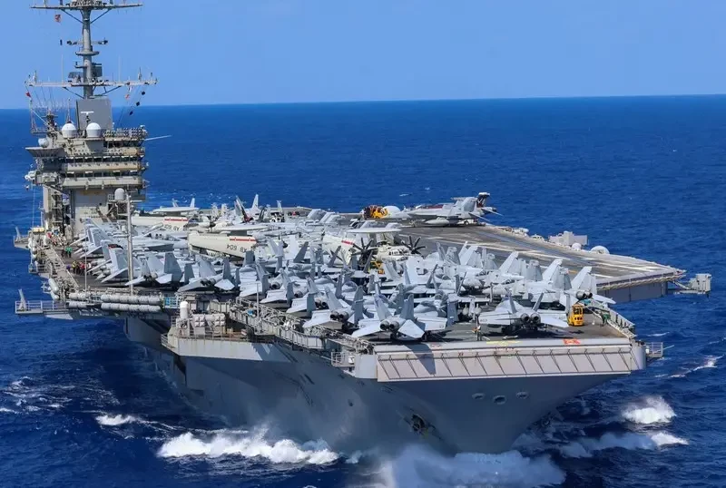 Йеменские хуситы снова атаковали в Красном море авианосец USS Harry S. Truman, сорвав «масштабную операцию» против Йемена