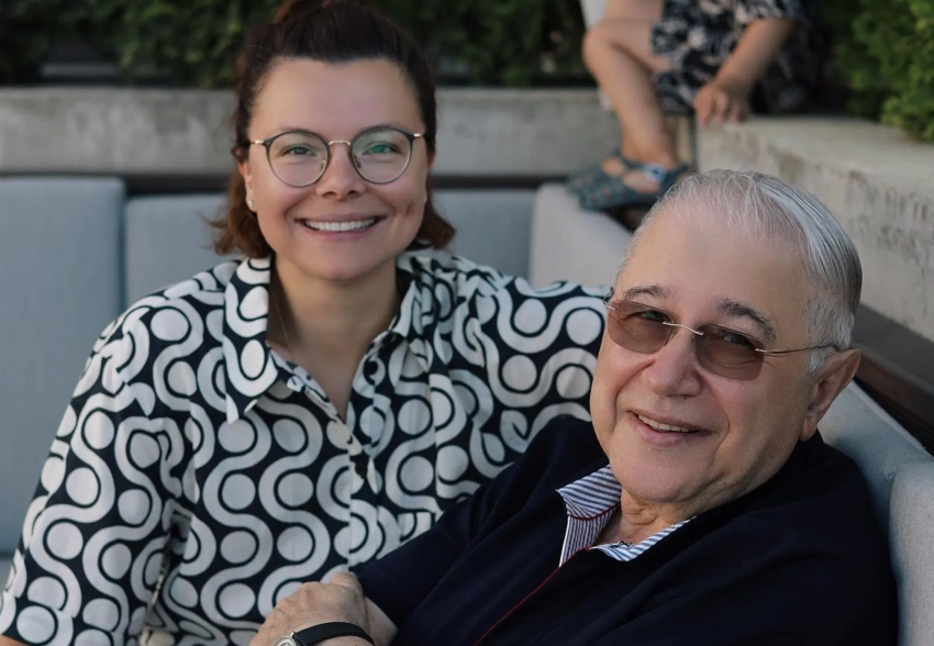 "Исправляю ошибки молодости". Евгений Петросян рассказал, почему женился на Татьяне Брухуновой, которая младше него на 44 года