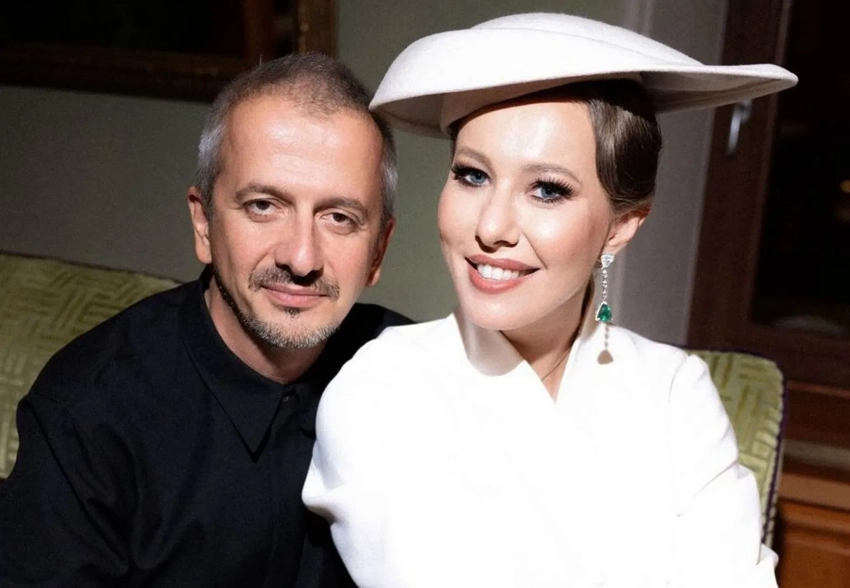 "Свечку не держала". Ксения Собчак прокомментировала слухи о том, что Константин Богомолов изменяет ей с Софьей Синицыной