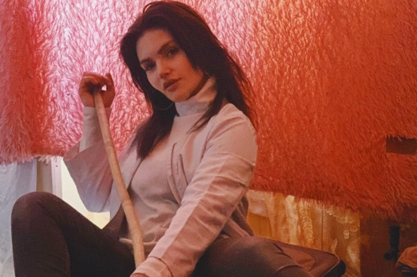 Родила третьего ребенка и предсказала свою смерть: Что известно о скандалах и жизни бывшей невестки Марии Шукшиной Фрейи Зильбер