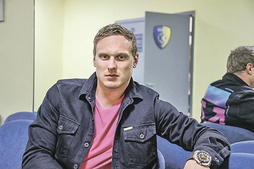 «Маниакальная ревность и безденежье»: как несчастная любовь привела бывшего мужа Анны Седоковой к трагедии