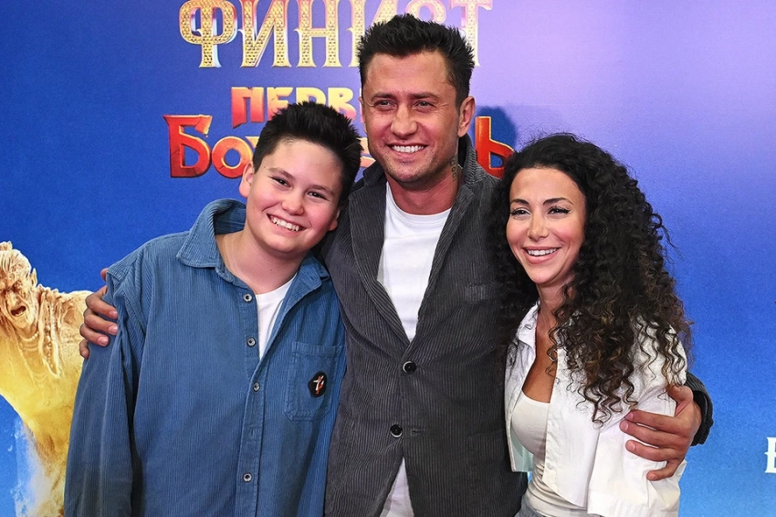 Прилучный с женой и сыном, Пересильд в комбинезоне с экстремальным декольте: Как прошла премьера сказки «Финист. Первый богатырь»