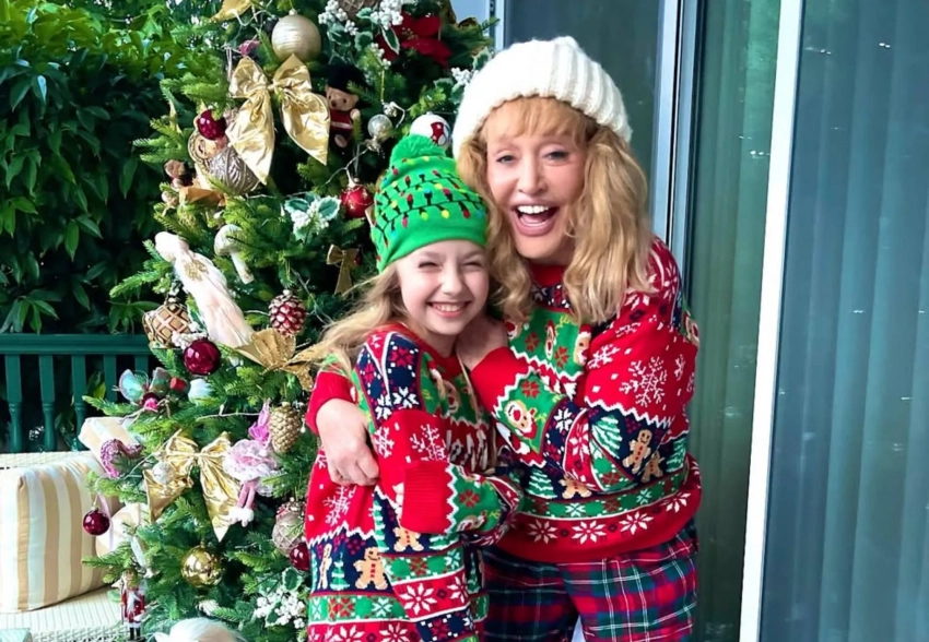 Максим Галкин* показал новое фото Аллы Пугачёвой с дочерью Лизой