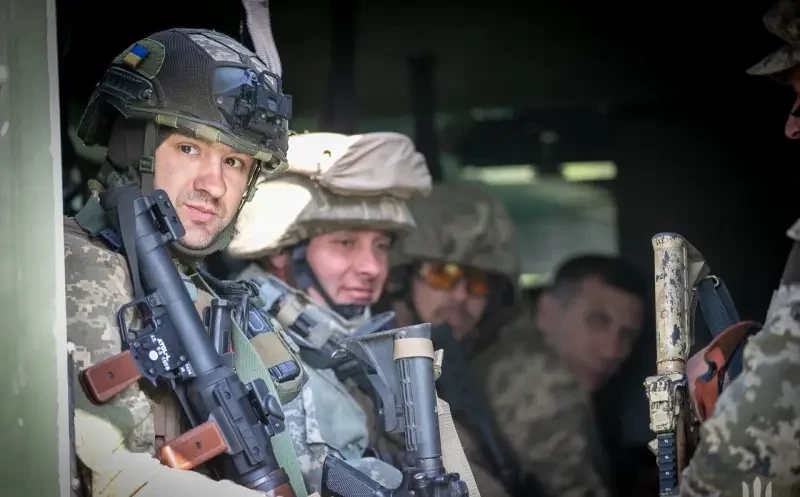 «Обязательно для всех»: в украинских вузах с этого года начнут преподавать базовую военную подготовку