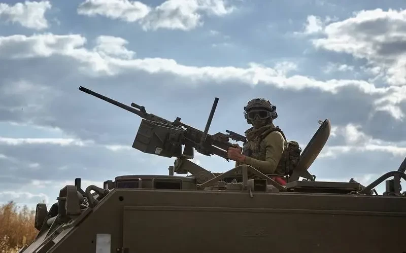 Скотт Риттер не понимает, зачем Зеленский отправляет стратегические резервы в Курскую область