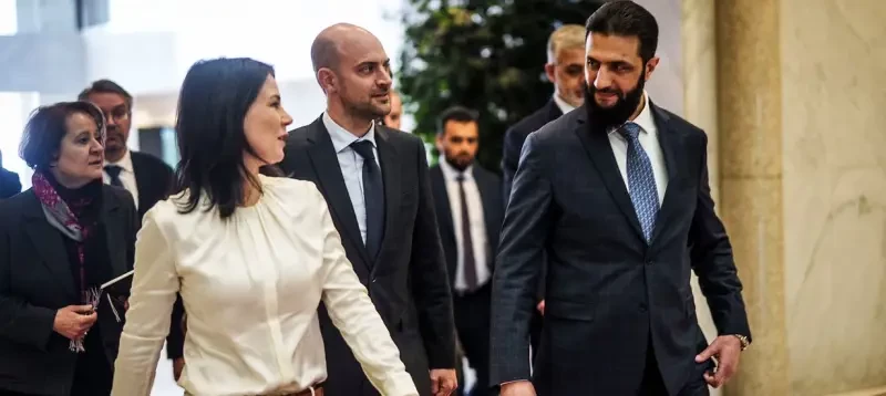 Бербок заявила, что ЕС не даст денег новым властям Сирии, если они не будут соблюдать права женщин