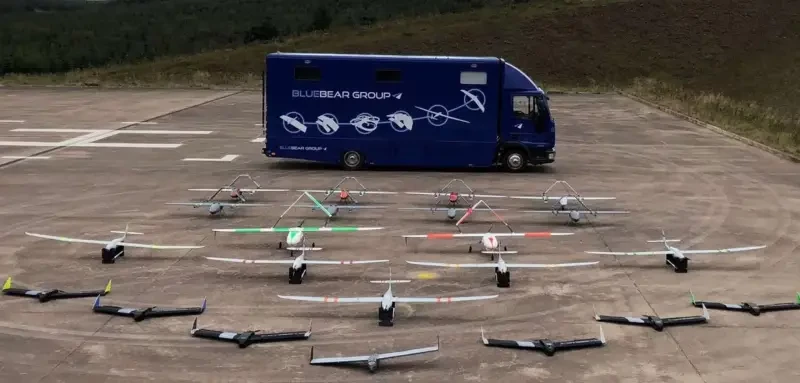 Рой боевых дронов на одного оператора: в ходе учений НАТО испытают группировку БПЛА