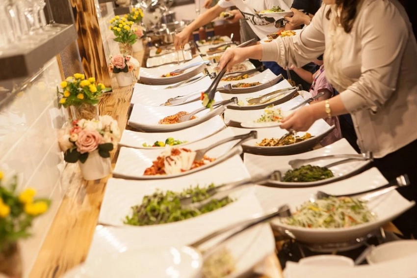 Терапевт Чернышова рассказала, какая готовая еда безопасна, а какая нет