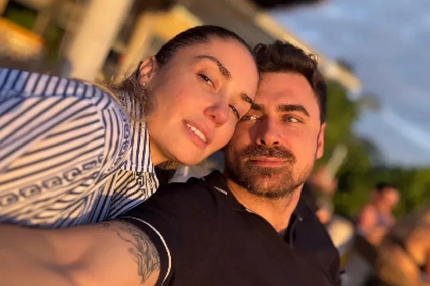 Агата Муцениеце в день рождения сына улетела на Мальдивы с новым возлюбленным