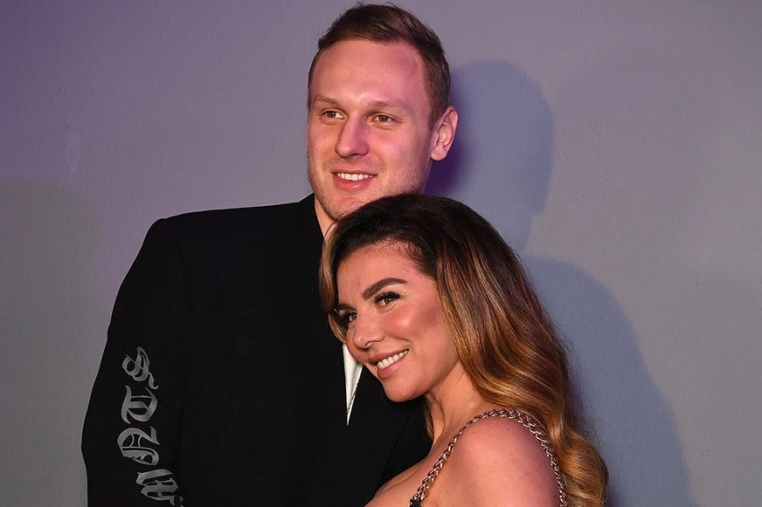 "Подстроенное самоубийство", пропажа Седоковой: дело о смерти Яниса Тиммы обрастает тревожными подробностями