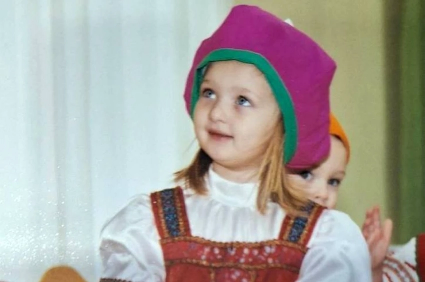 «Учителя в восторге от ее вокала»: Внучка Аллы Пугачевой пошла по стопам бабушки и начала петь