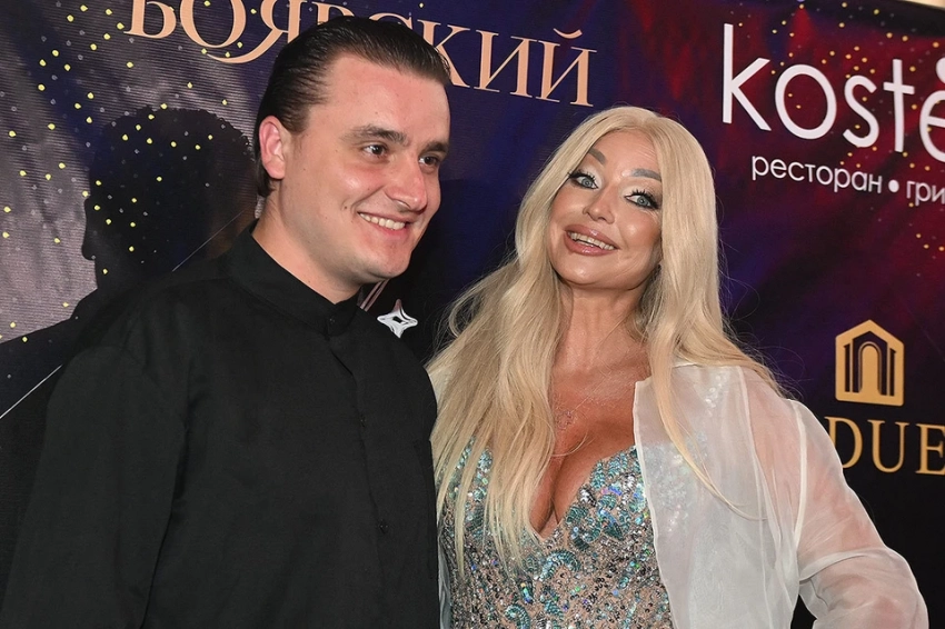 Как прошел день рождения Волочковой: песни для Анастасии от молодого кавалера Марчела, дочь Ариадна с новым бойфрендом