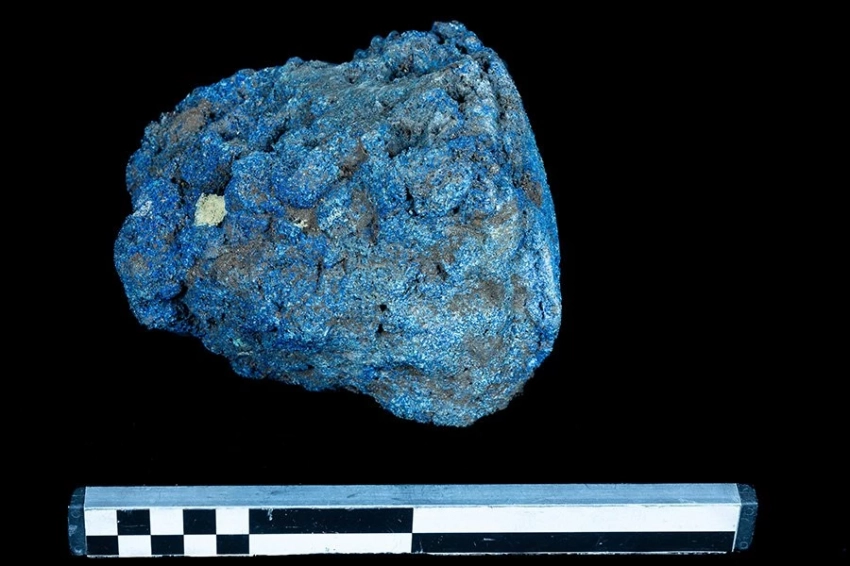 Большой кусок египетской сини найден в императорском дворце Нерона в Риме