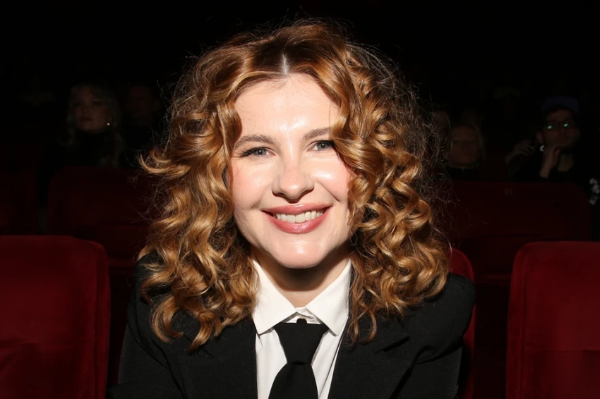 Анна Цуканова-Котт через два дня после объявления о разводе появилась с новым возлюбленным