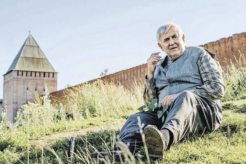 Юрий Стоянов рассказал, как «Городок» продлил Илье Олейникову жизнь: Шесть месяцев он снимался через муки и боль