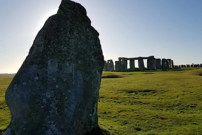 Учёные установили происхождение древних камней у реки Эйвон близ Стоунхенджа