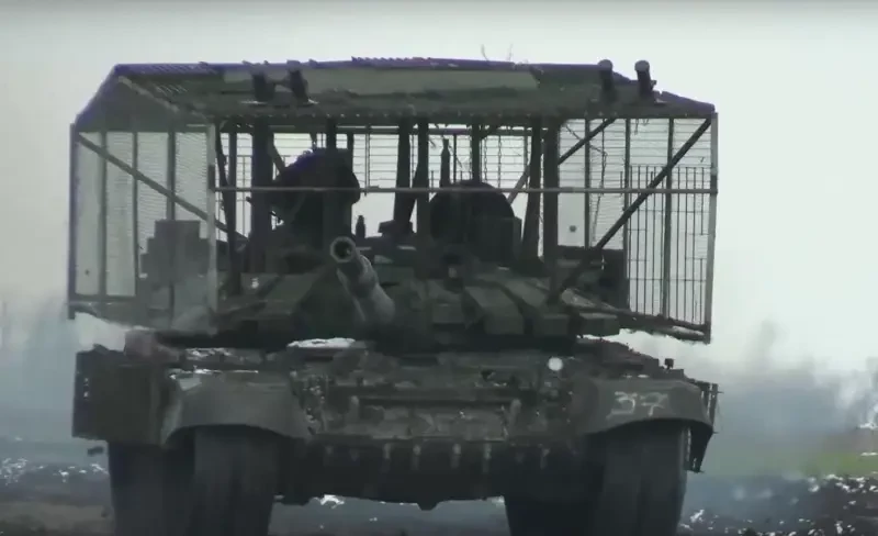 Белоусов поблагодарил командование и личный состав 109-го отдельного стрелкового полка за освобождение н.п. Дружба в ДНР