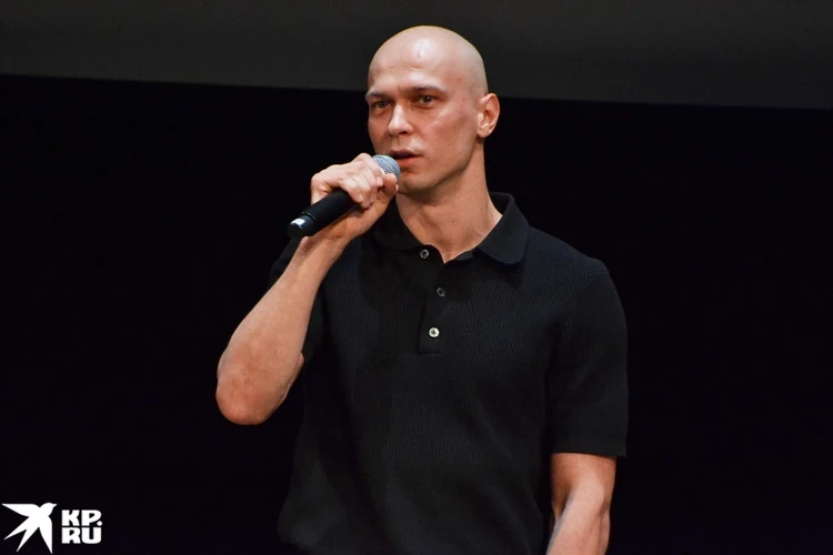 Лолита унизила Киркорова, SHAMAN поцеловал Мизулину, а Дава и Краймбрери станут родителями: главные события шоу-бизнеса