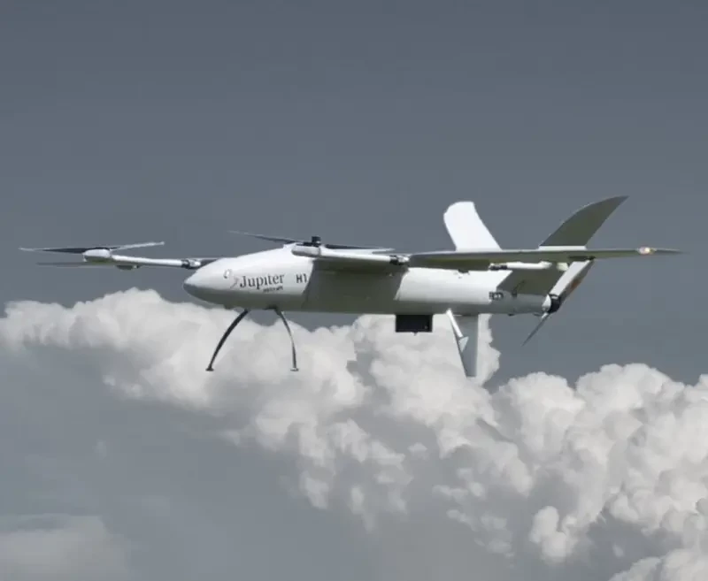 Боец российской морской пехоты сбил дрон ВСУ из ПЗРК «Верба», выбежав из блиндажа в тапочках и майке