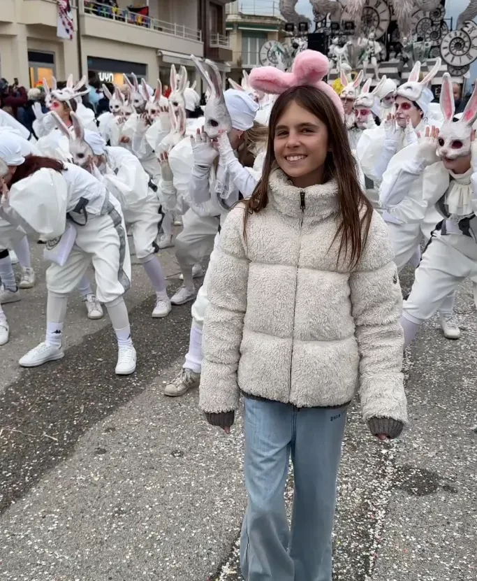 Оксана Бондаренко с дочерью посетили карнавал в Италии