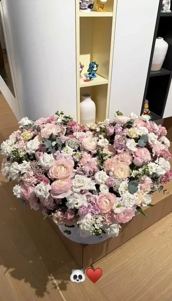 Камилу Валиеву заподозрили в романе с хоккеистом Никитой Нестеровым, который старше неё на 13 лет