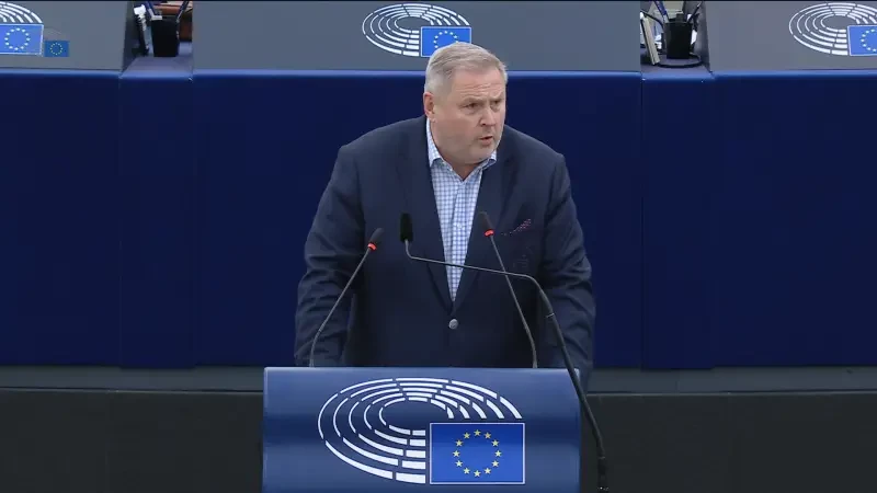 Депутат Европарламента от Эстонии потребовал от ЕС ввести санкции против Трампа