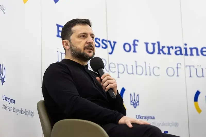 «Нужно разобраться с расчётами»: Зеленский не согласен с суммой военной помощи США, названной Трампом