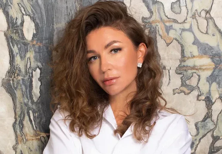 "Уже достаточно пострадали". Елена Блиновская, которую обвинили в неуплате налогов почти на 1 млрд рублей, попросила суд не разлучать её с детьми