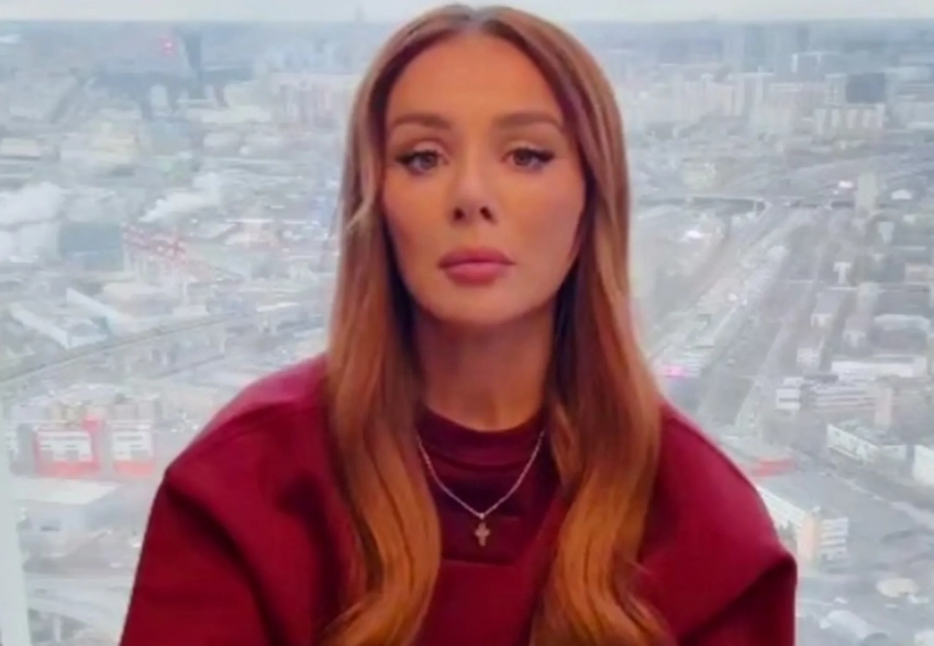 "Пыталась просто встать и не упасть". Анна Седокова впервые за долгое время после смерти бывшего мужа вышла на связь