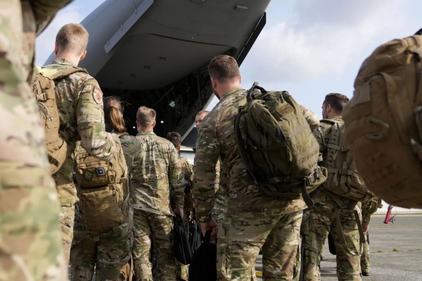 АР: В Европе тайно обсуждают план отправки войск на Украину