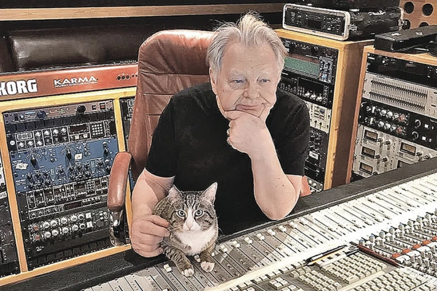 Юрий Антонов: Написать песню - такая же работа, как помыть посуду