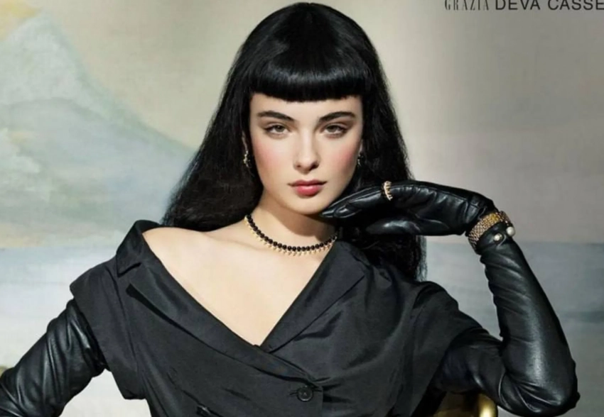 Дева Кассель с трендовой микрочёлкой и в готическом образе снялась для Grazia