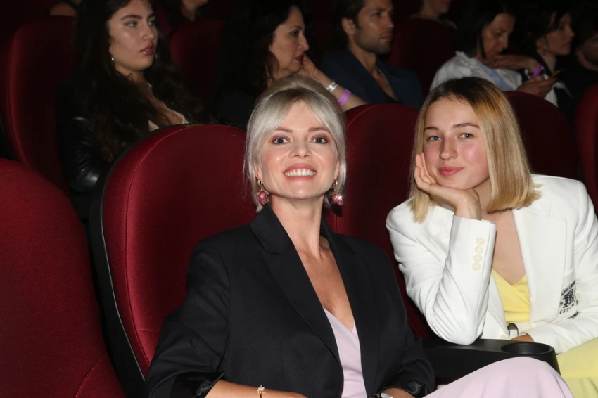 Красавица Елена Николаева хлестко припечатала Анастасию Волочкову: ударила по больному